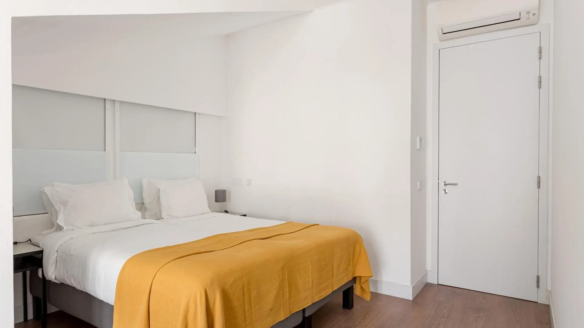 Joivy Modern Flat With River View Near Bica Elevator Lisboa Portugália