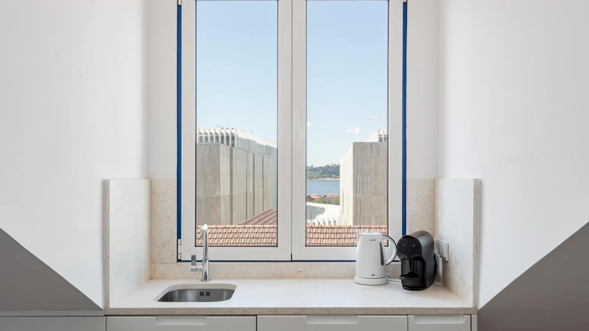 Apartman Joivy Modern Flat With River View Near Bica Elevator Lisboa