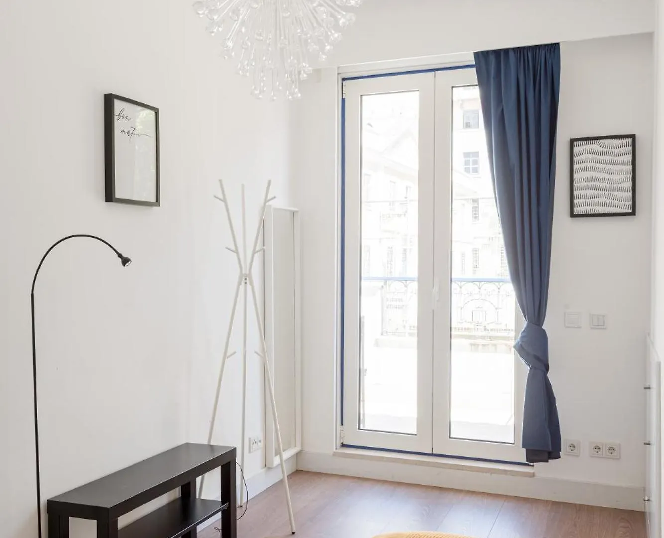 Joivy Modern Flat With River View Near Bica Elevator Lisboa